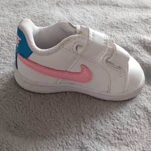 Nike  Court Royal Kids White and Pink Shoes